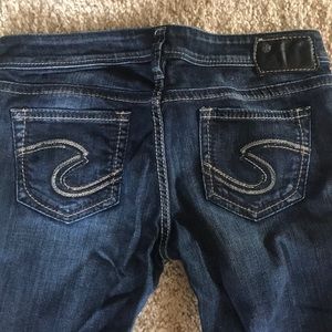 Silver skinny jeans or capris